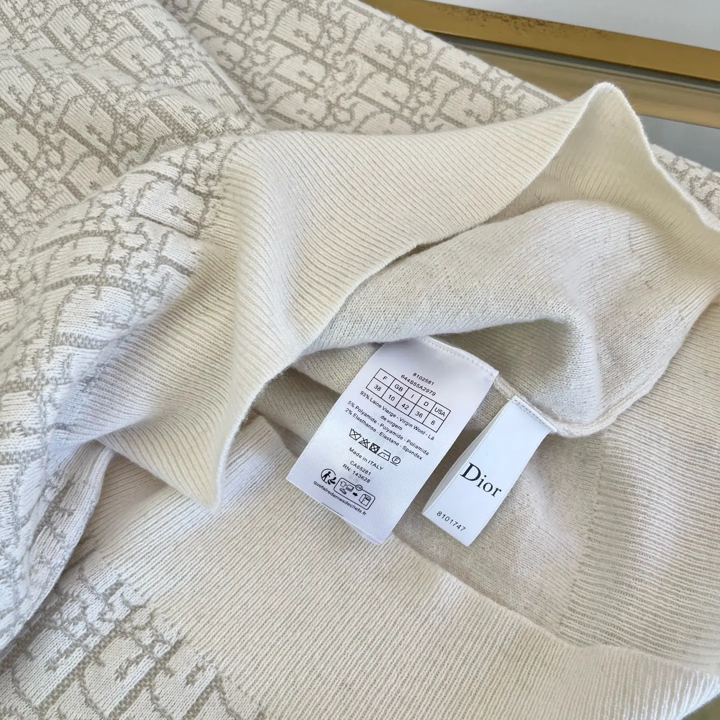 Oblique Monogram Crew-Neck Knit Sweater D36024069 — view 9