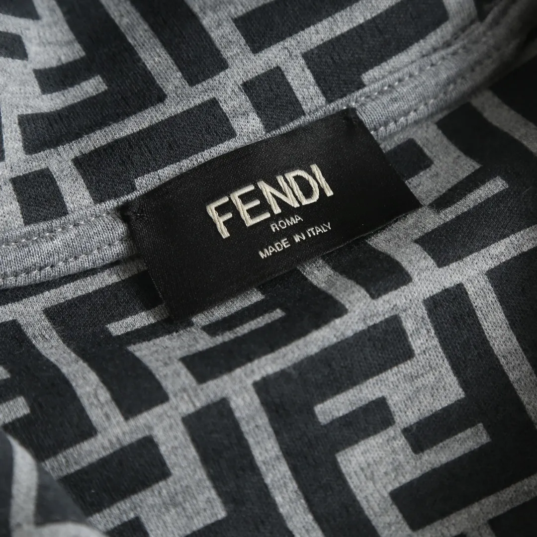 Logo-Embroidered Zip-Up Hoodie with Monogram Lining D36523203 — view 5