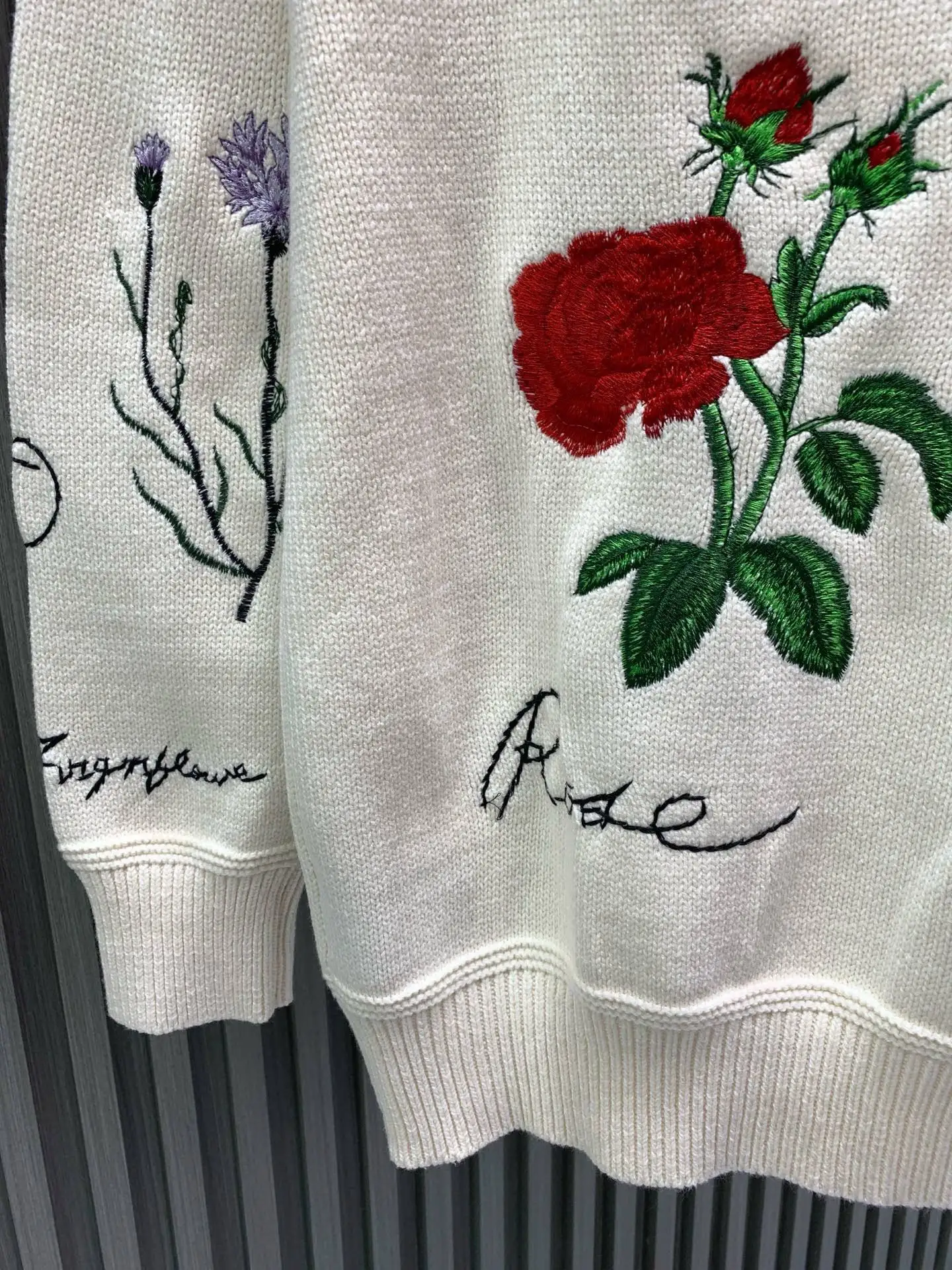 Floral Embroidered Wool-Blend Polo Sweater D36523928 — view 5