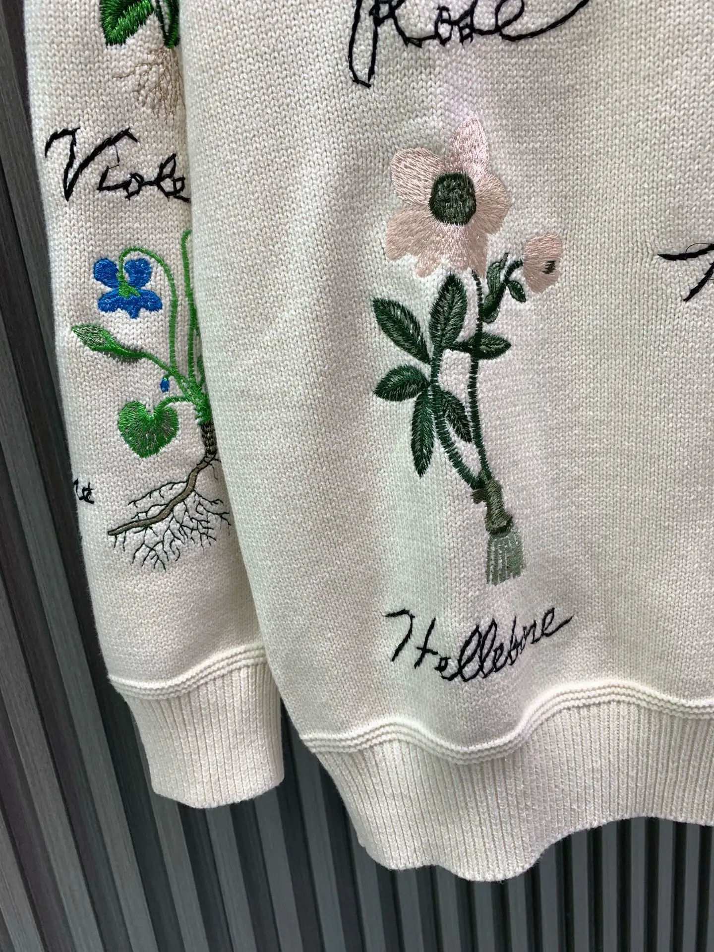 Floral Embroidered Wool-Blend Polo Sweater D36523928 — view 10