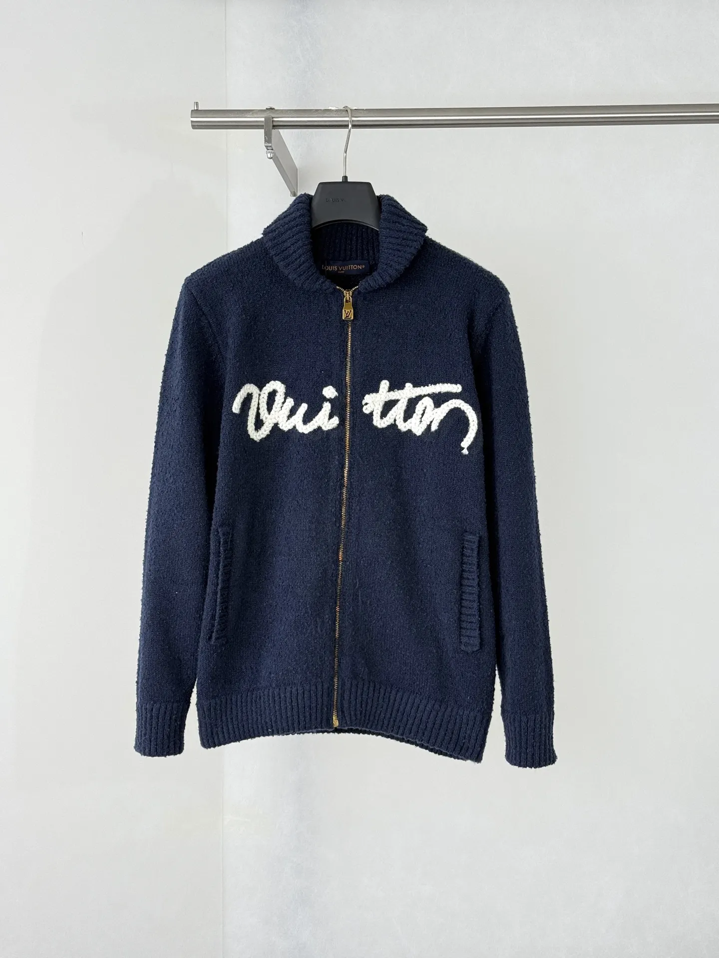 Signature Script Zip-Up Knit Cardigan D37024753
