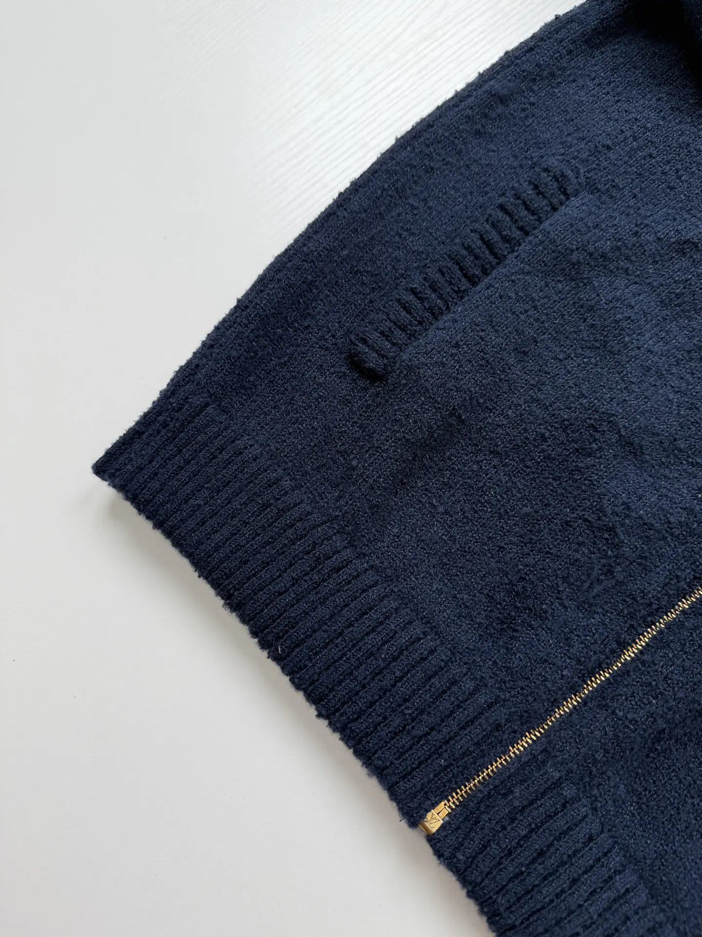 Signature Script Zip-Up Knit Cardigan D37024753 — view 10
