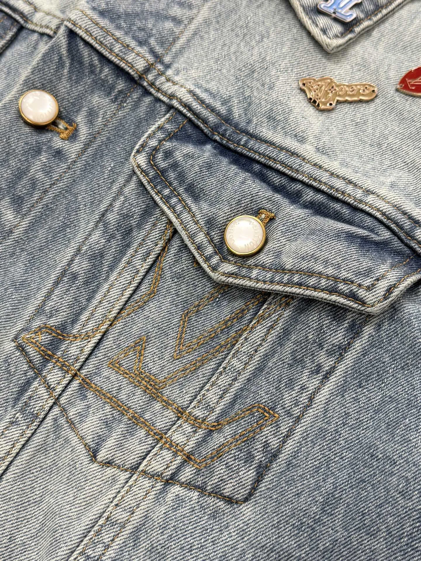 Embellished Badge Denim Trucker Jacket D37021225 — view 8
