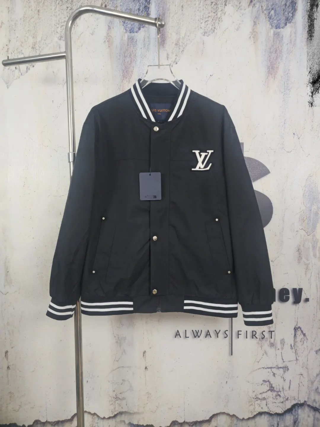Embroidered Logo Nylon Varsity Jacket D37524598