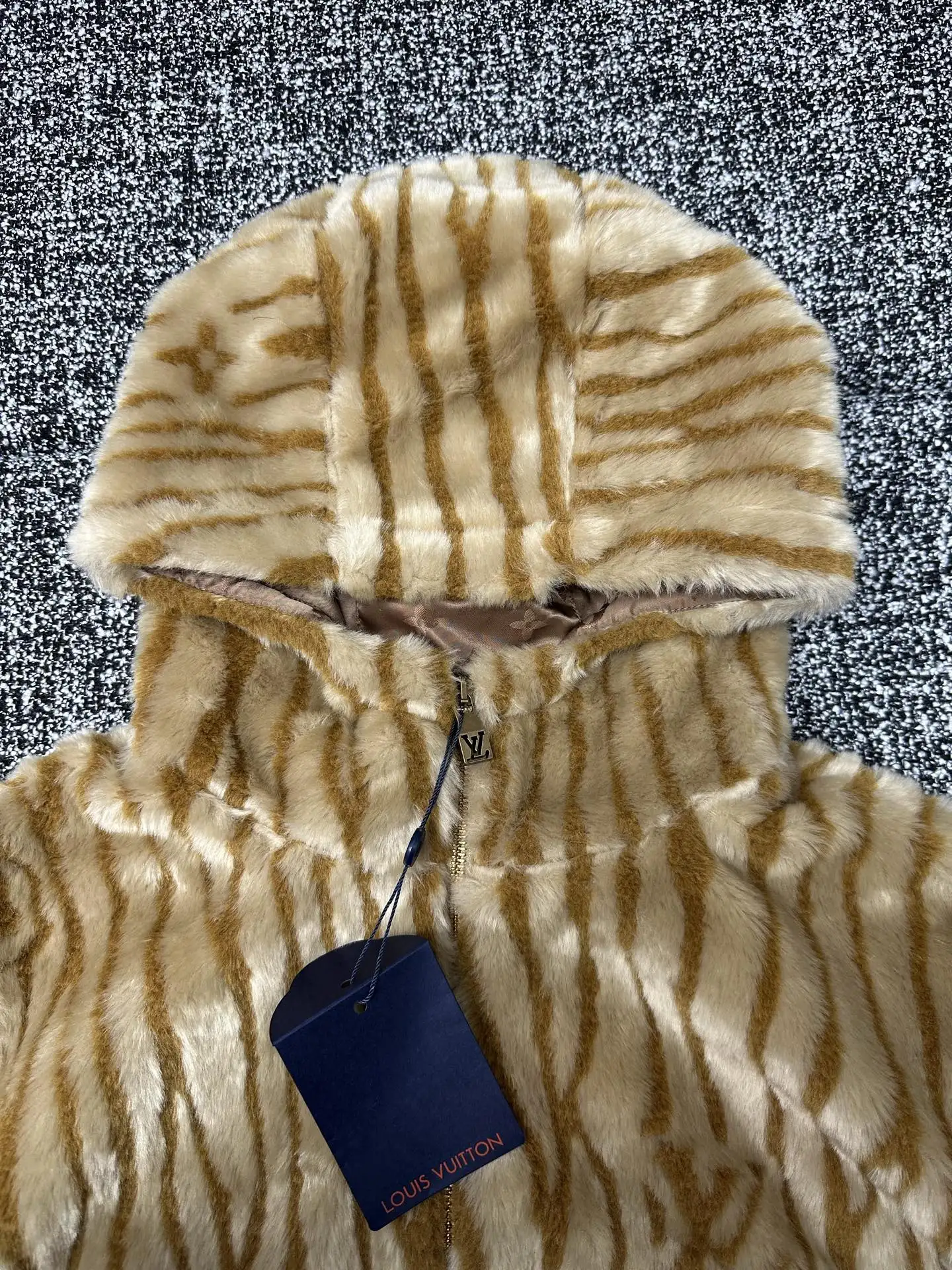 Epi Monogram Faux-Fur Hooded Jacket D37523339 — view 3