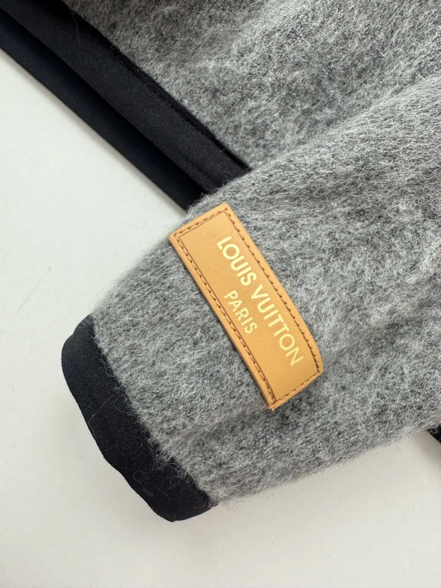 Sailor Collar Brushed Knit Sweater D37523912 — view 4
