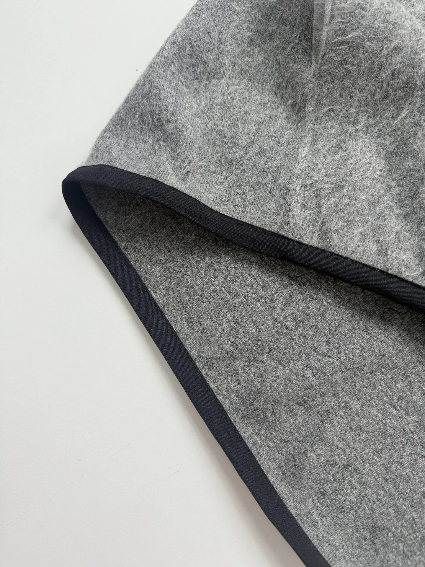 Sailor Collar Brushed Knit Sweater D37523912 — view 5