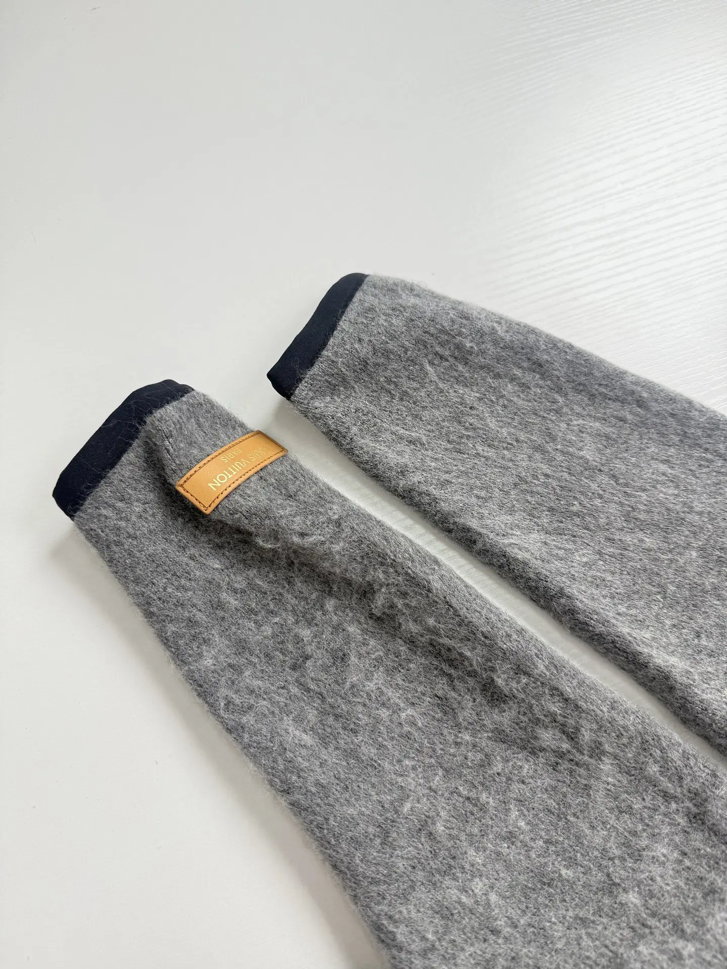 Sailor Collar Brushed Knit Sweater D37523912 — view 9
