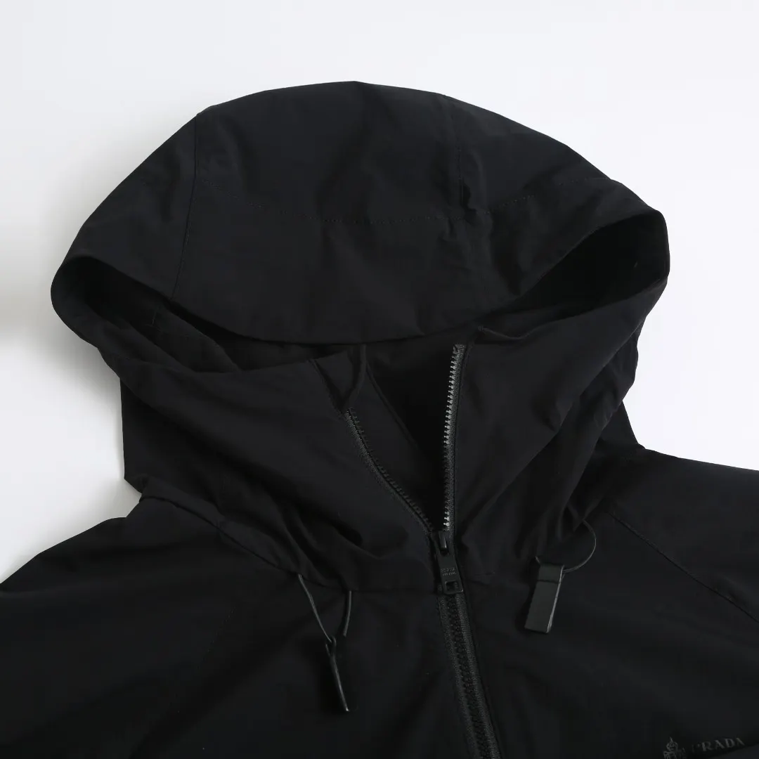 Logo-Print Hooded Nylon Windbreaker D37524885 — view 4
