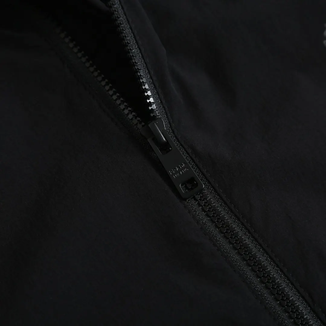 Logo-Print Hooded Nylon Windbreaker D37524885 — view 5