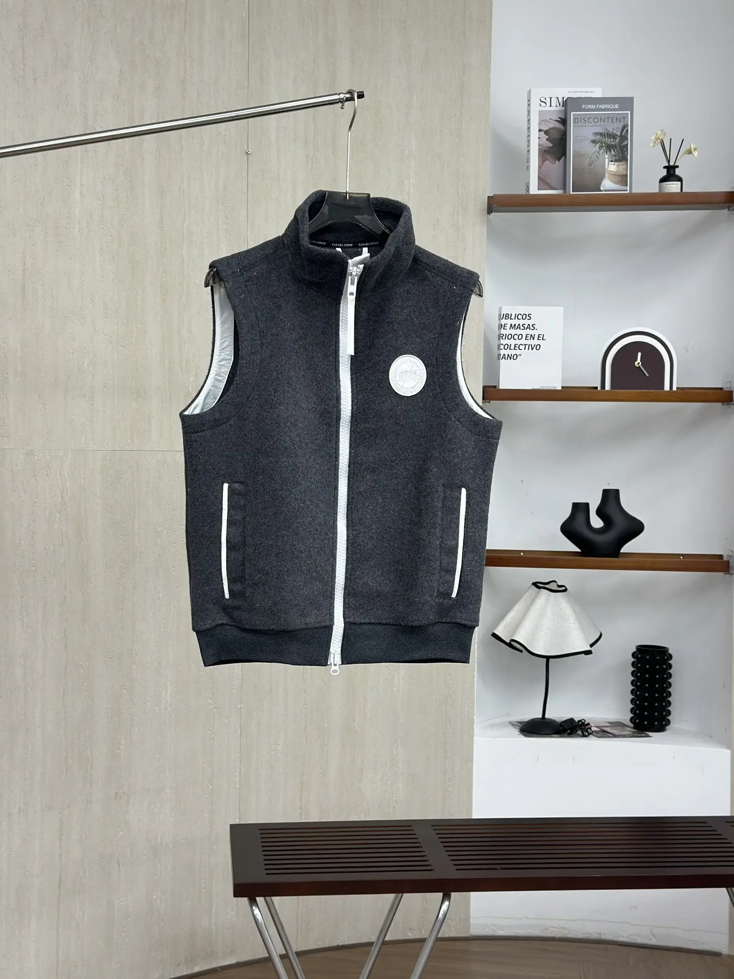 Mersey Wool-Blend Fleece Gilet D38024076