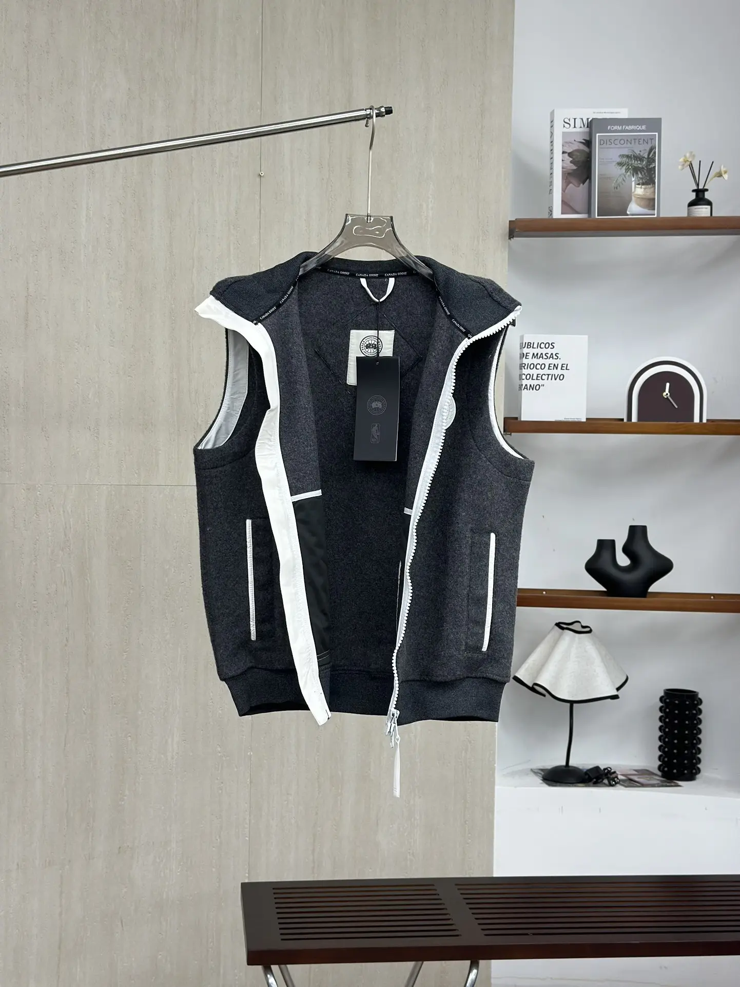 Mersey Wool-Blend Fleece Gilet D38024076 — view 3