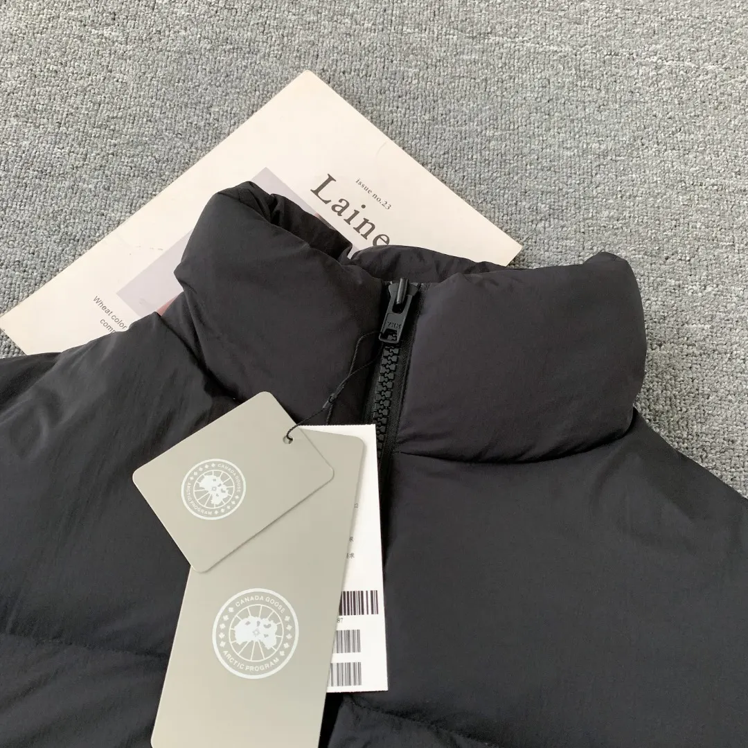 Lawrence Down-Filled Puffer Jacket D38024809 — view 3