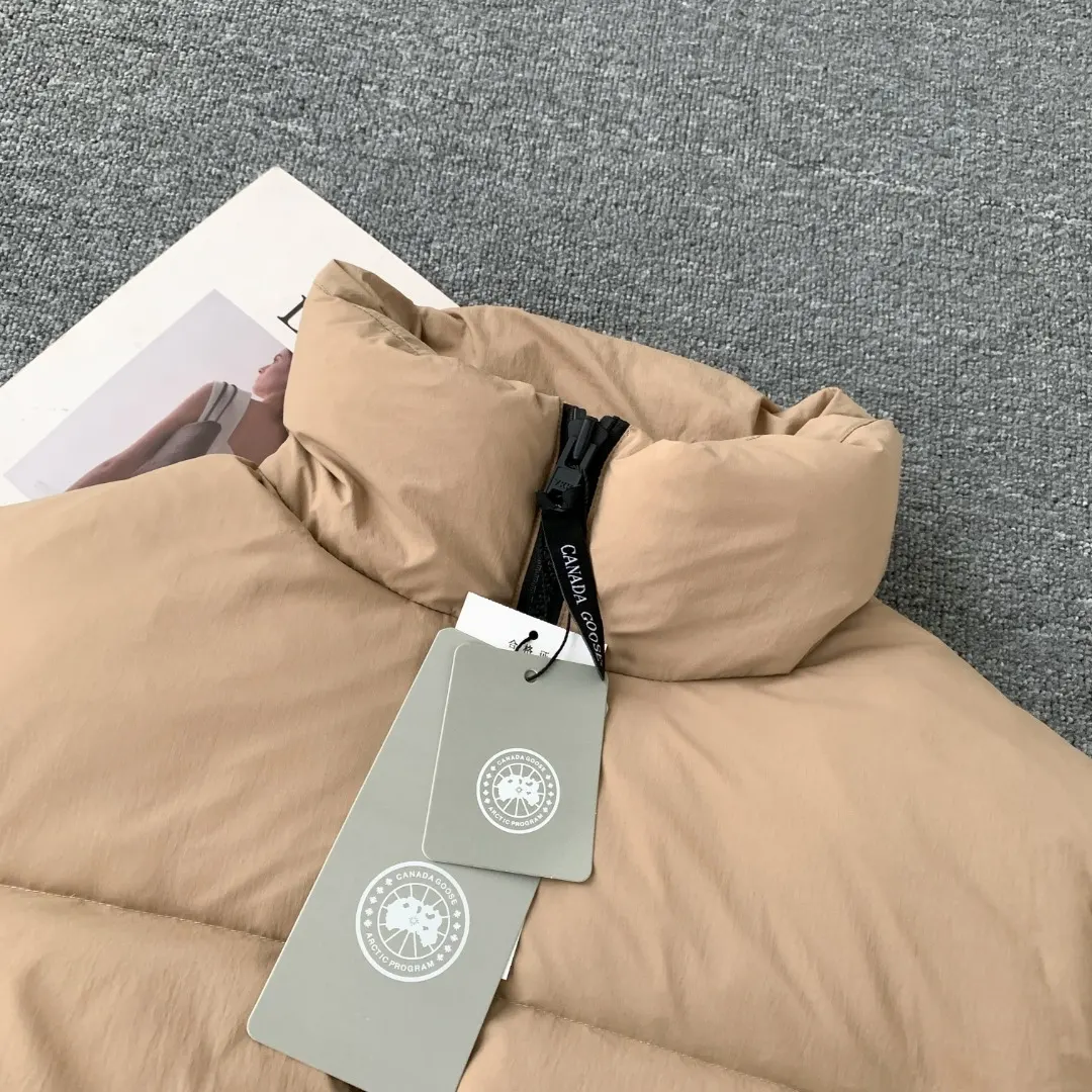 Lawrence Down-Filled Puffer Jacket D38024806 — view 3
