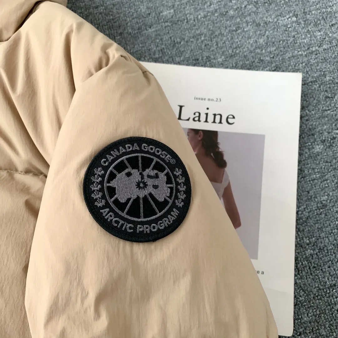 Lawrence Down-Filled Puffer Jacket D38024806 — view 5