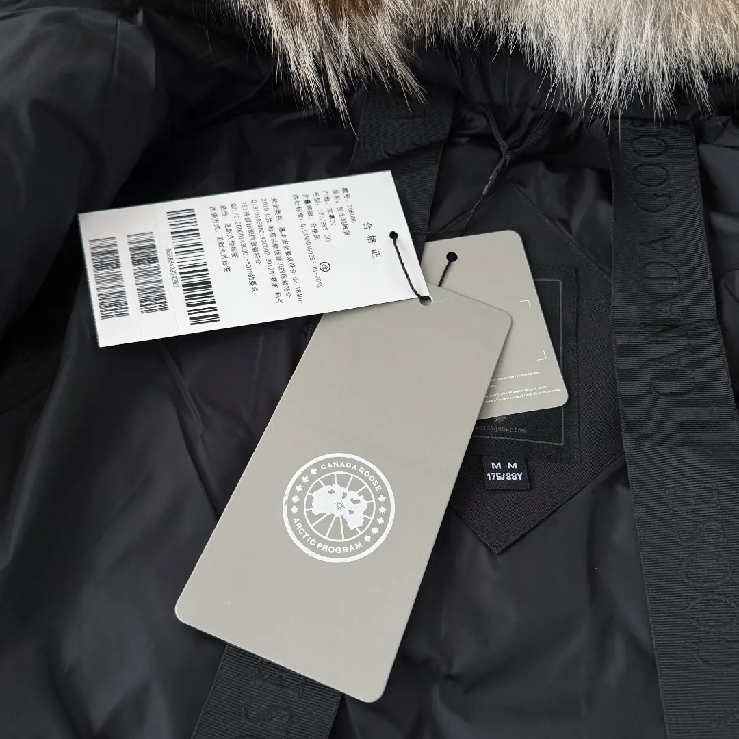 Macmillan Down-Filled Quilted Parka D38024674 — view 9