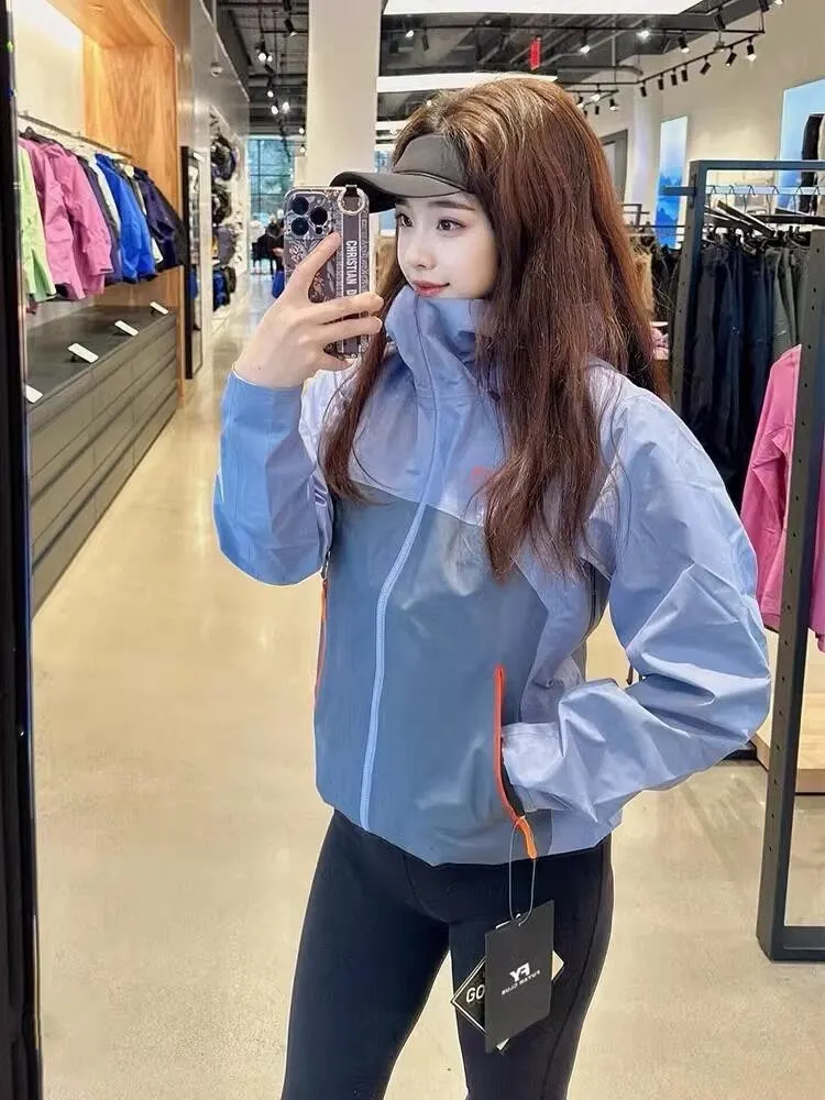 Beta SL GORE-TEX Hooded Shell Jacket D38024084 — view 6