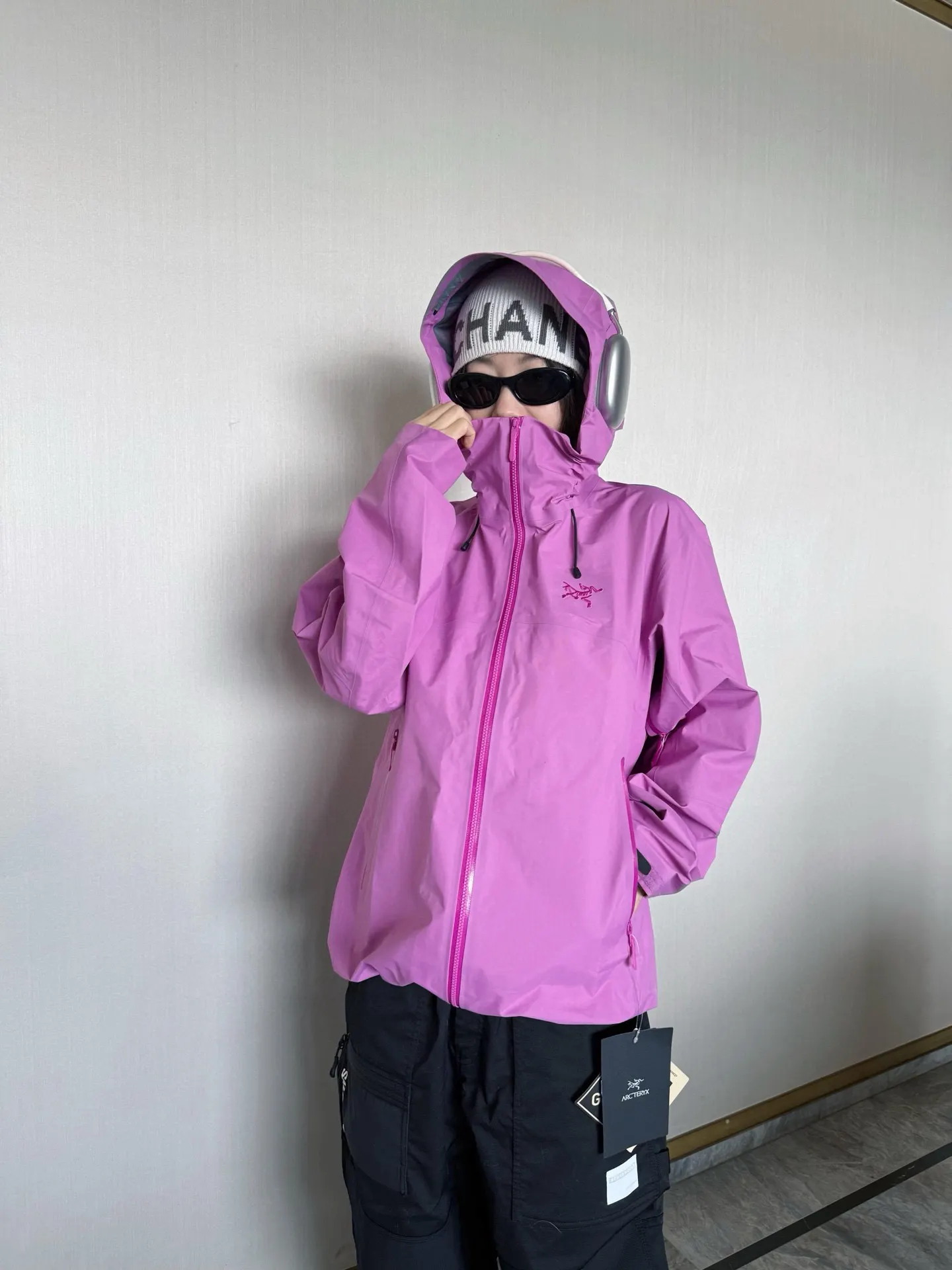 Beta SL GORE-TEX Hooded Shell Jacket D38024103