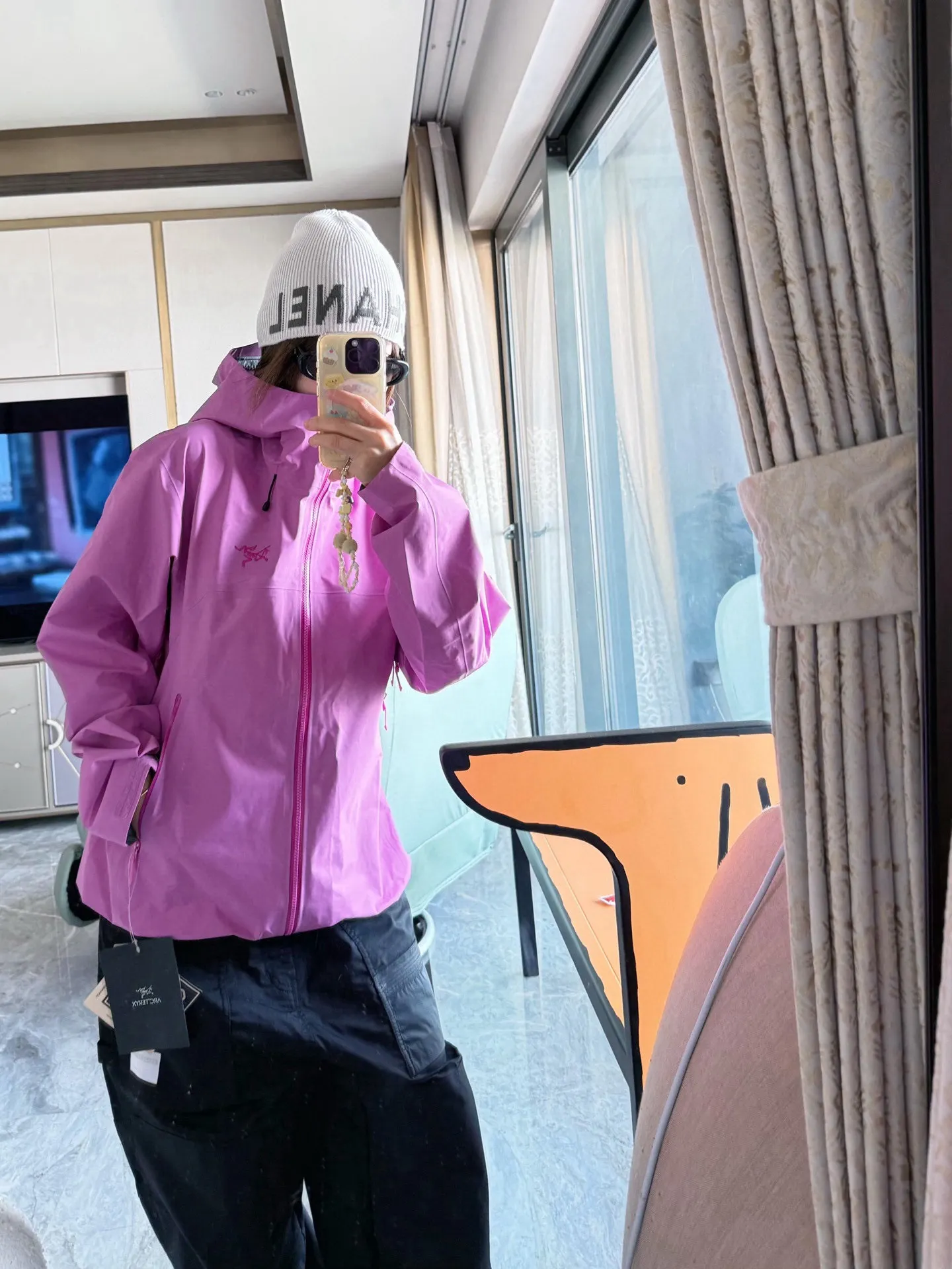 Beta SL GORE-TEX Hooded Shell Jacket D38024103 — view 2