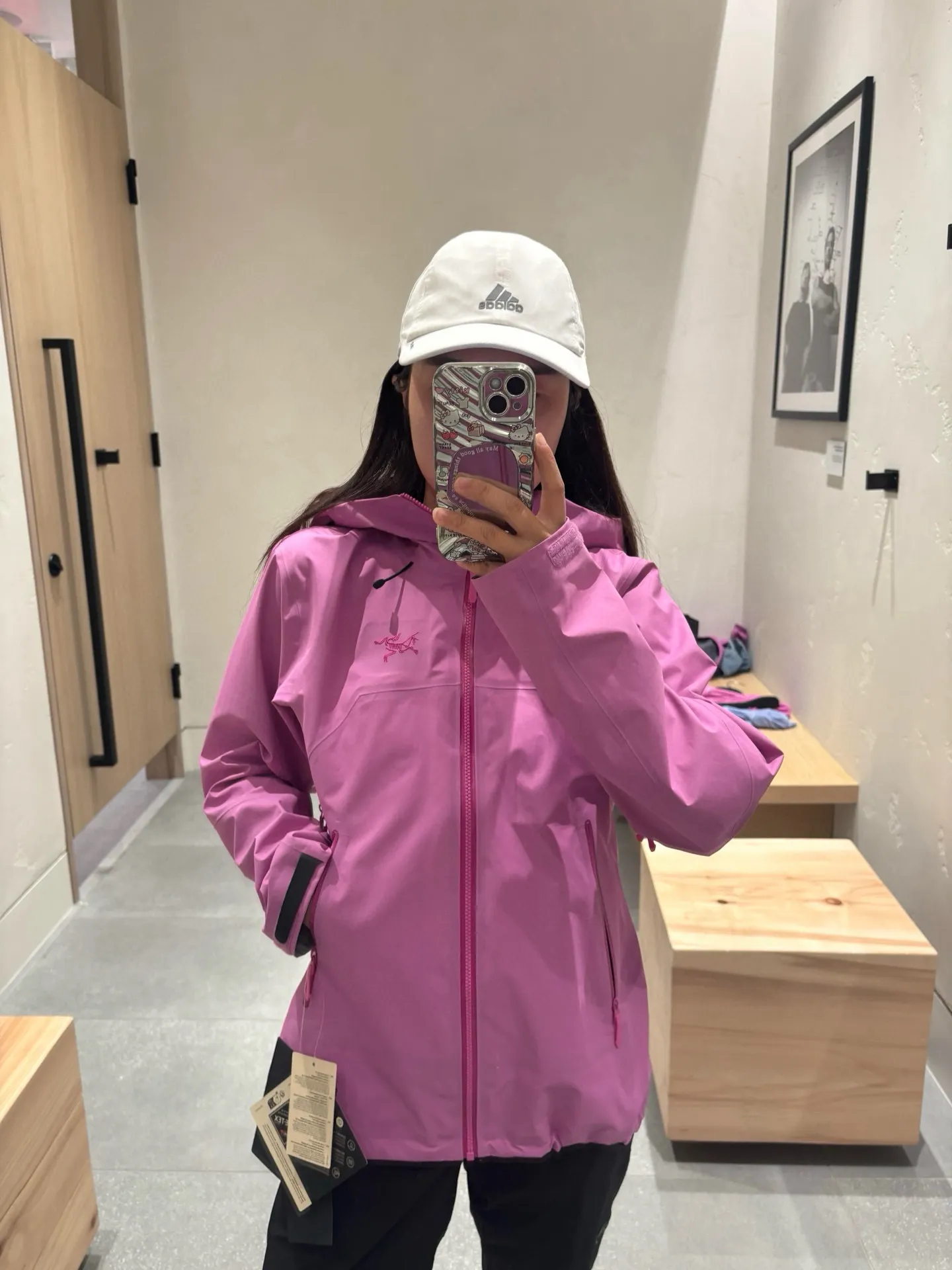Beta SL GORE-TEX Hooded Shell Jacket D38024103 — view 8