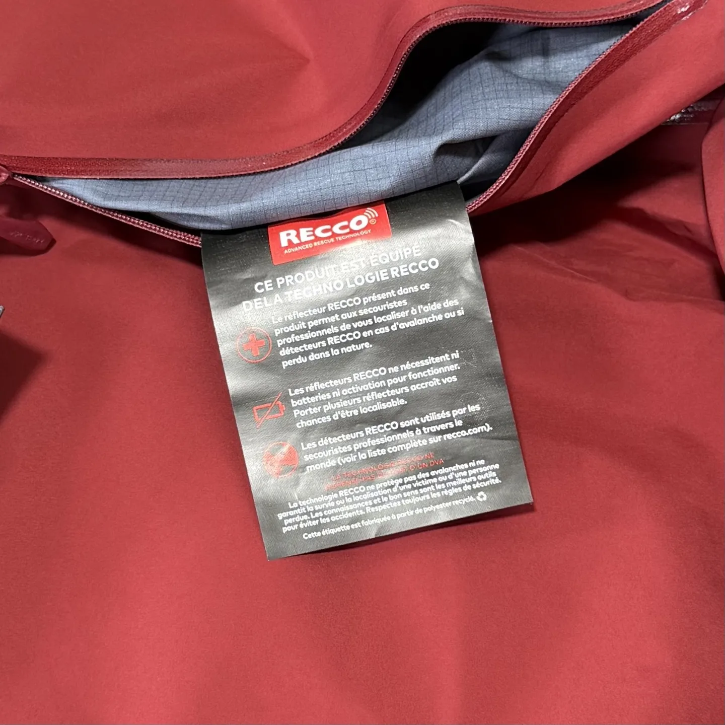 Beta SL GORE-TEX Hooded Shell Jacket D38024094 — view 7