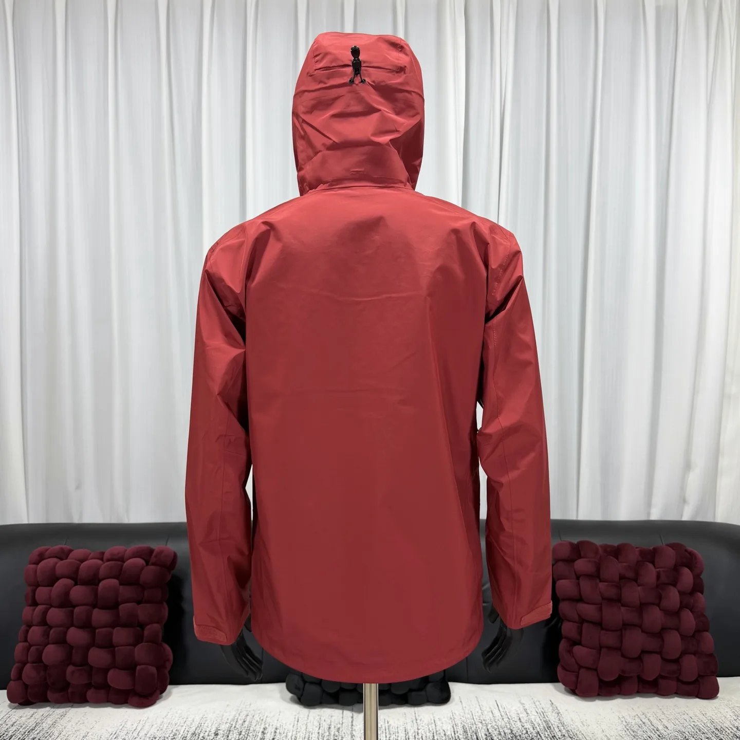 Beta SL GORE-TEX Hooded Shell Jacket D38024094 — view 8