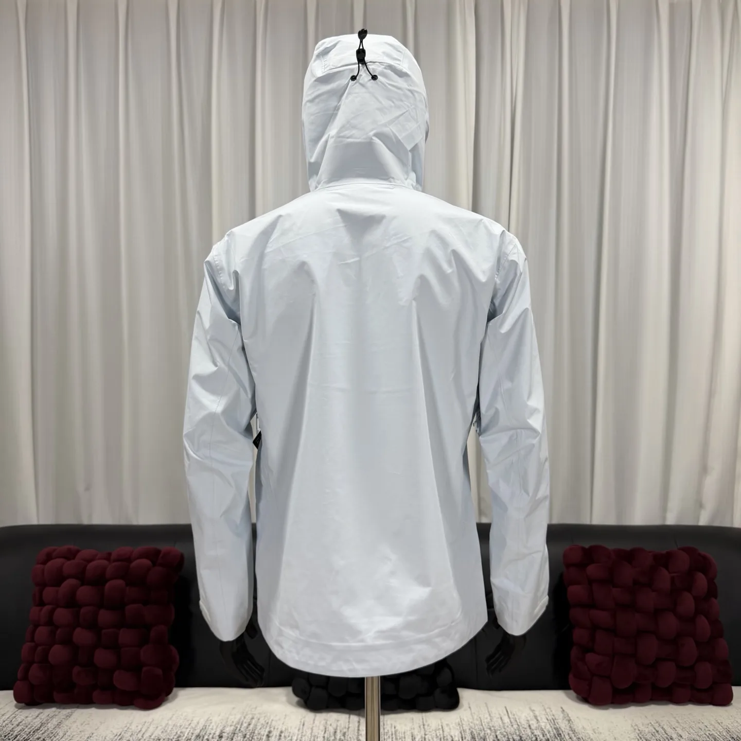 Beta SL GORE-TEX Hooded Shell Jacket D38024090 — view 8