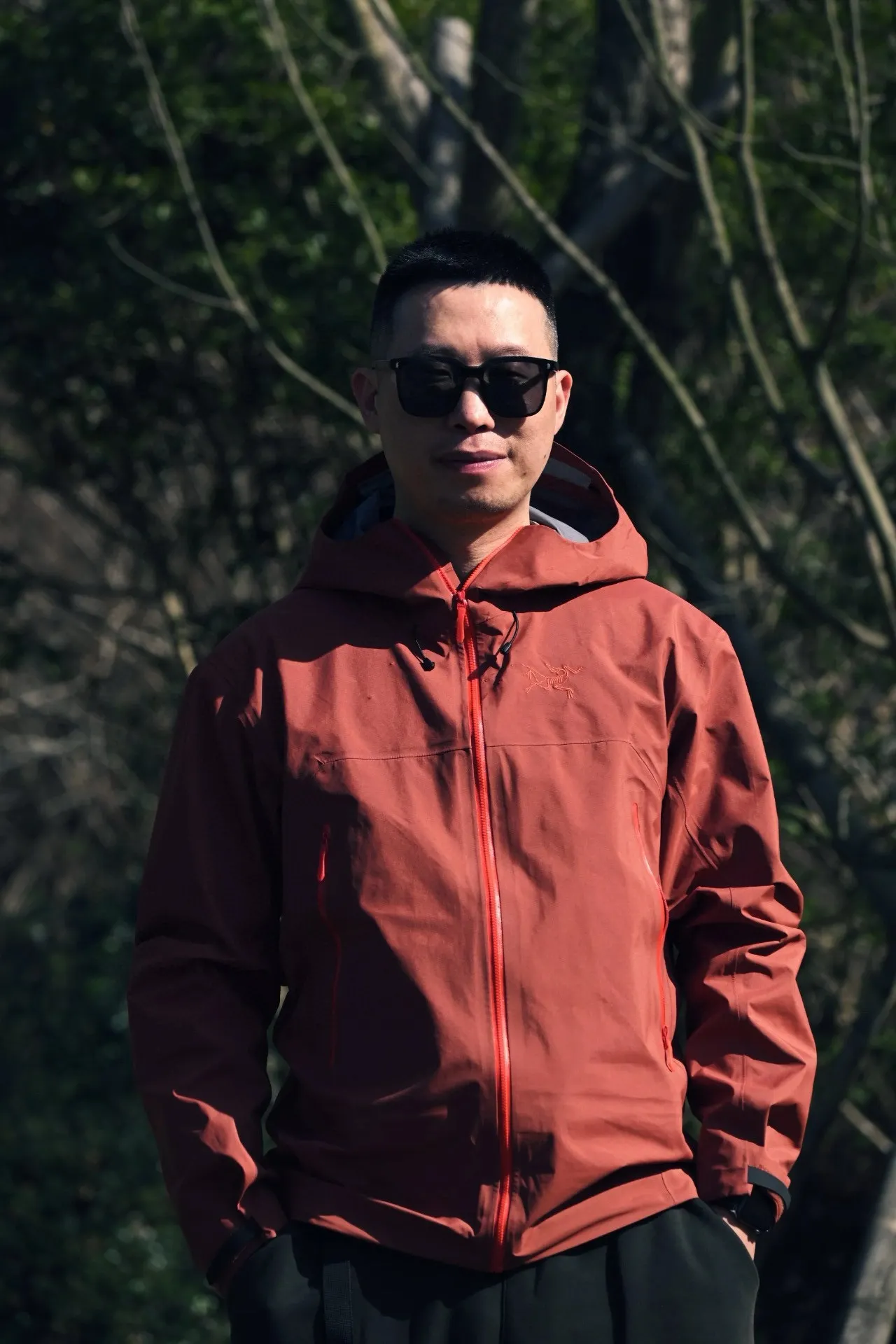 Beta SL GORE-TEX Hooded Shell Jacket D38024105 — view 4
