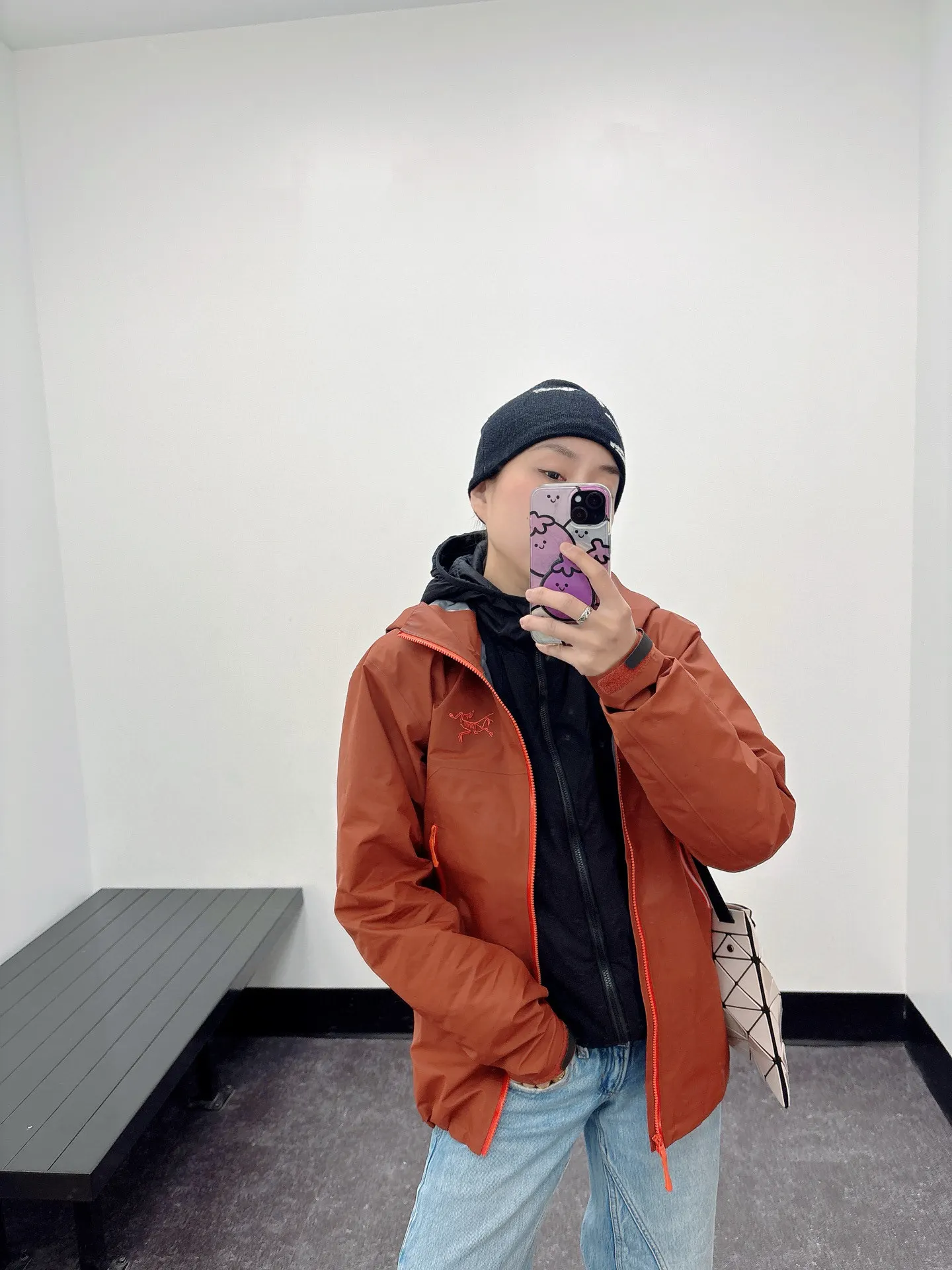 Beta SL GORE-TEX Hooded Shell Jacket D38024105 — view 5