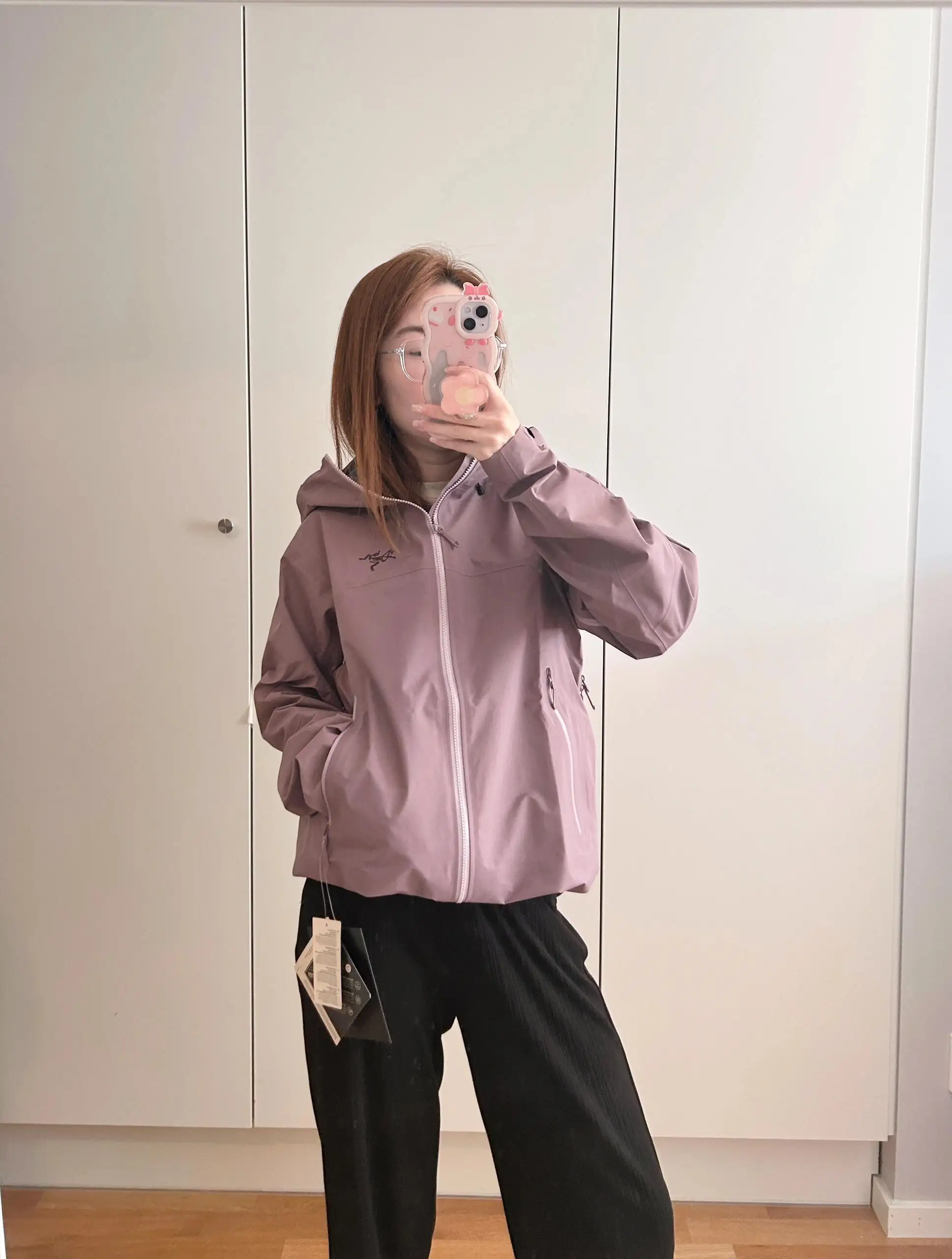 Beta SL GORE-TEX Hooded Shell Jacket D38024113 — view 2