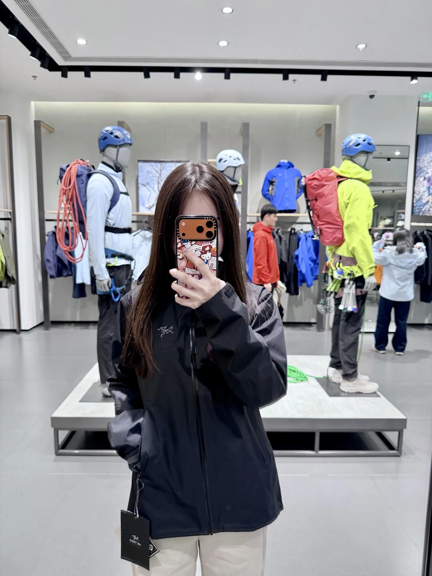 Beta SL GORE-TEX Hooded Shell Jacket D38024085 — view 5