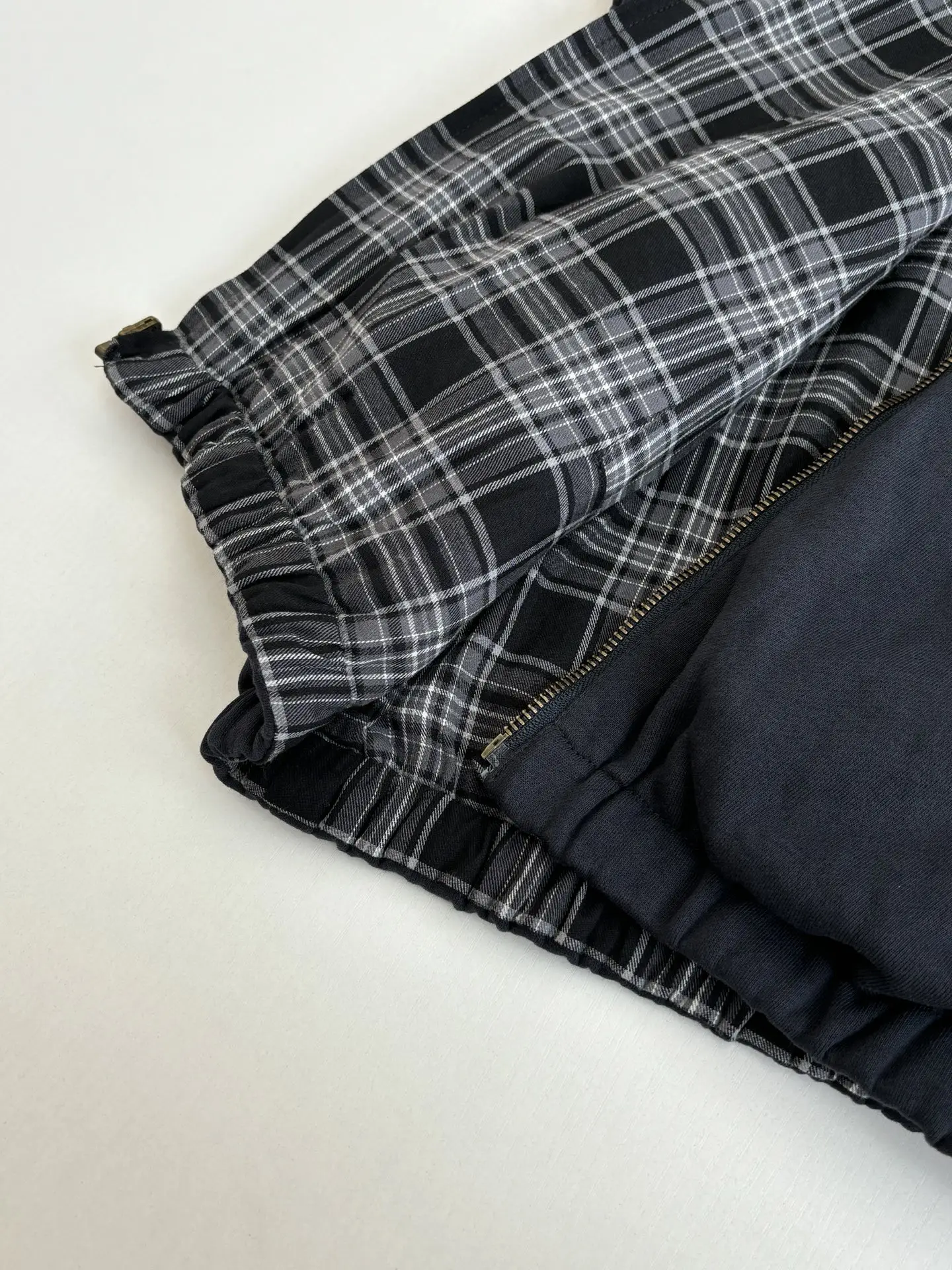 Reversible Deconstructed Plaid Hooded Jacket D38023907 — view 13