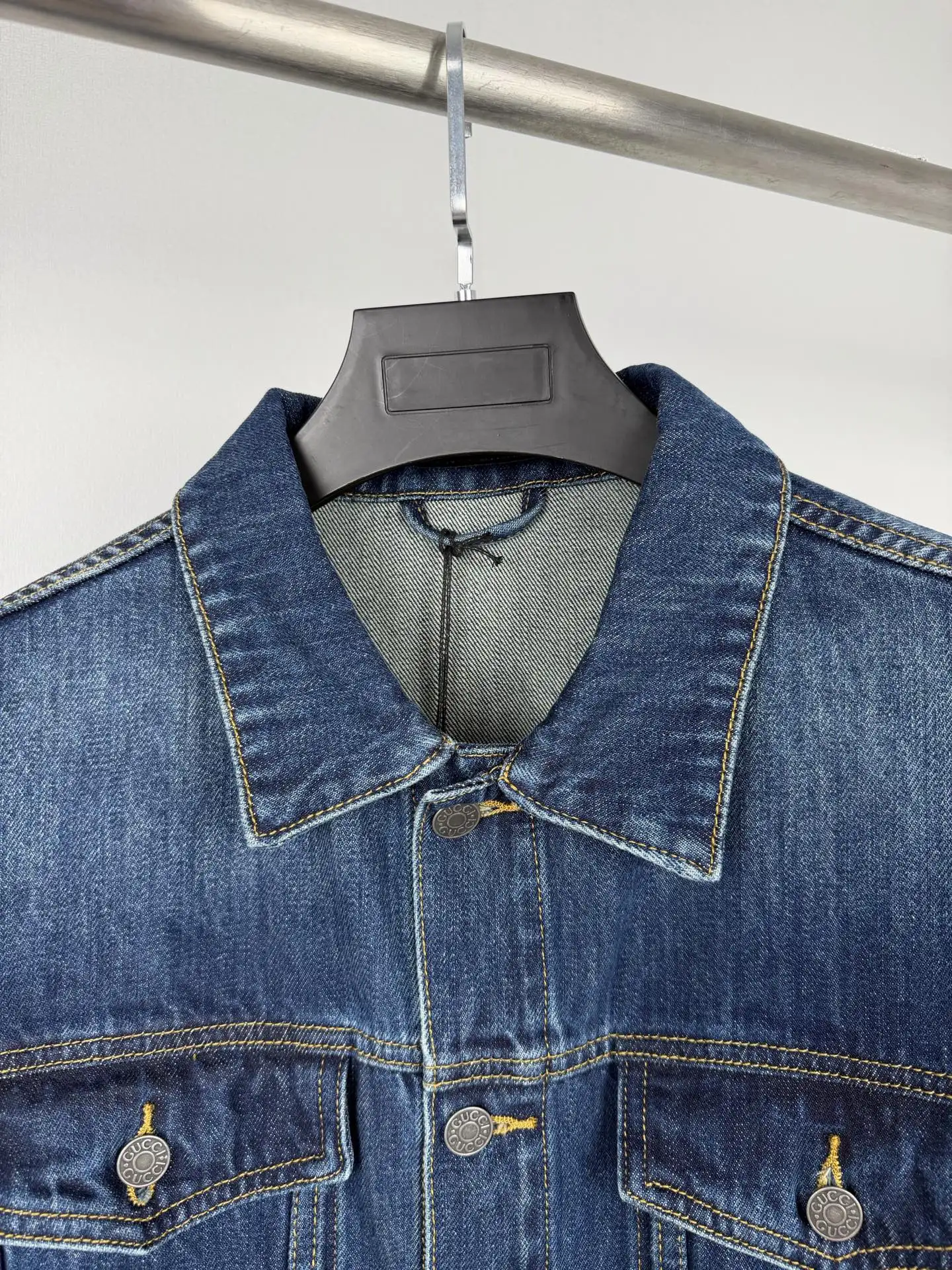 Horsebit Detail Denim Trucker Jacket D38021390 — view 5