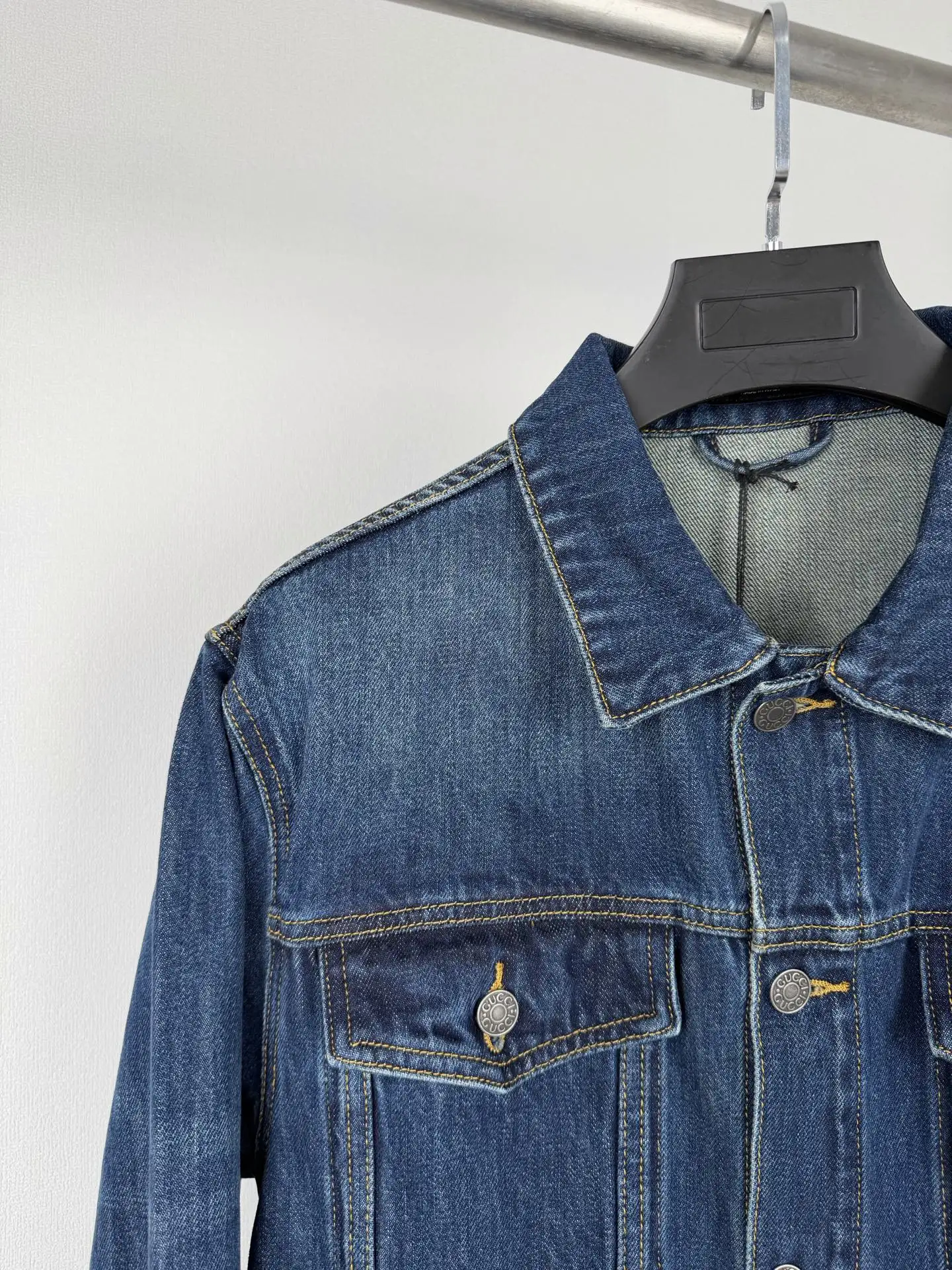 Horsebit Detail Denim Trucker Jacket D38021390 — view 6
