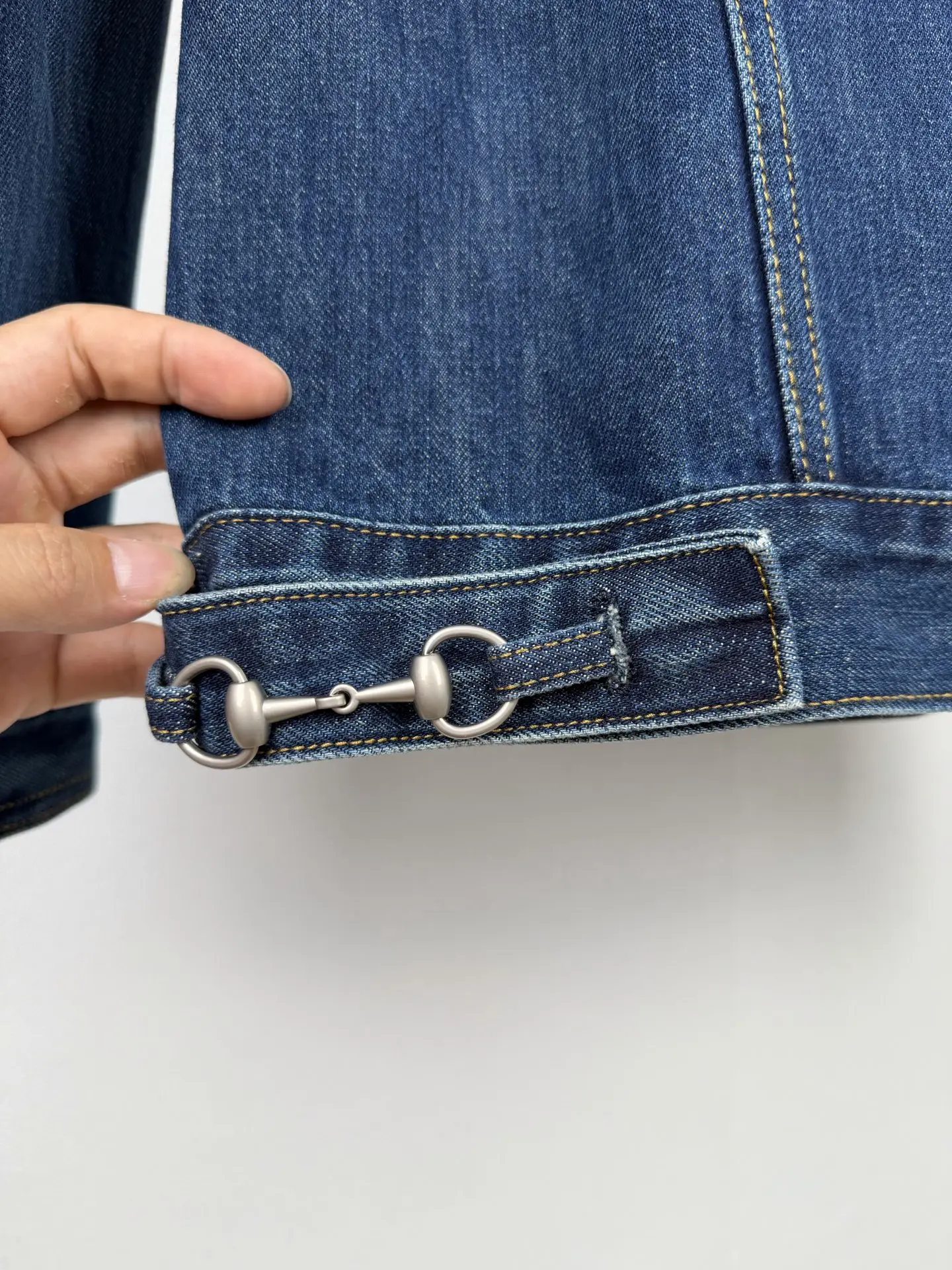 Horsebit Detail Denim Trucker Jacket D38021390 — view 11