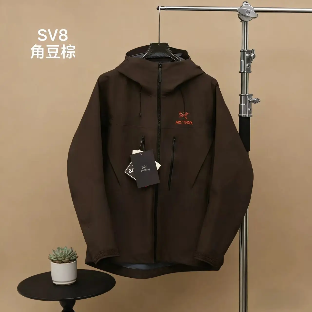 Alpha SV GORE-TEX Hooded Shell Jacket D38022694 — view 5