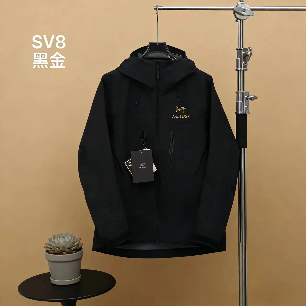 Alpha SV GORE-TEX Hooded Shell Jacket D38022694 — view 6