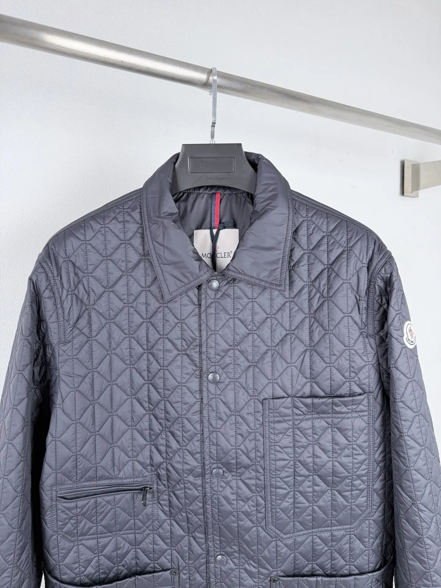Diamond-Quilted Lightweight Shirt Jacket D39521286 — view 2