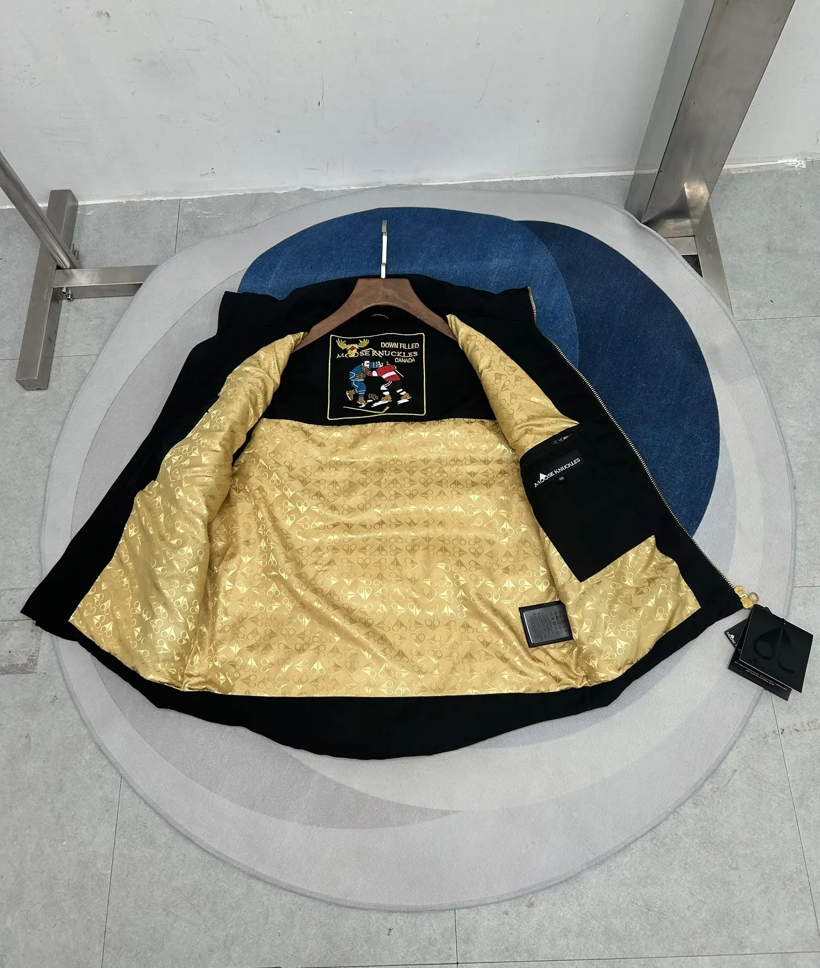Gold Series Westmount Down-Filled Gilet D40023865 — view 4