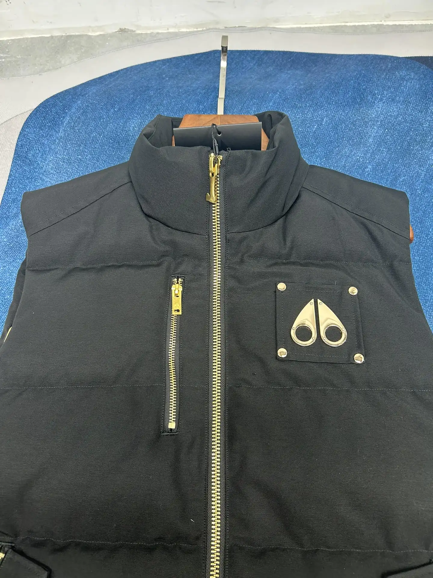 Gold Series Westmount Down-Filled Gilet D40023865 — view 7