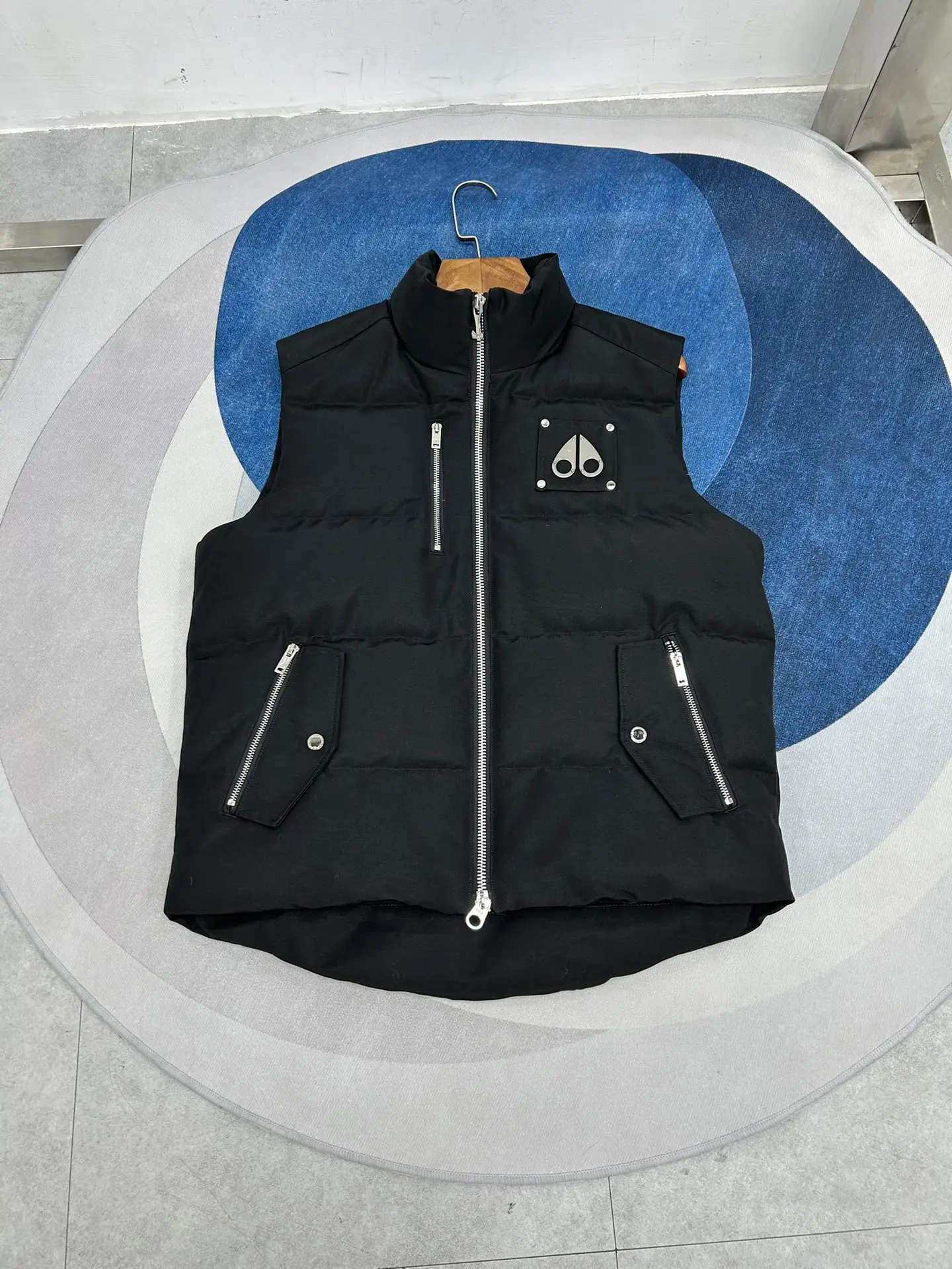 Gold Series Westmount Down-Filled Vest D40023866 — view 3