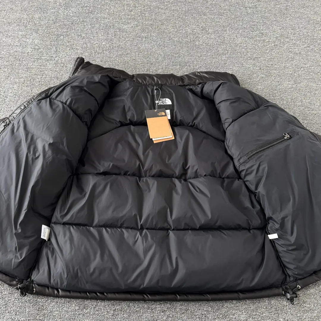 Vintage 90s 700-Fill Down Puffer Jacket D40024788 — view 9