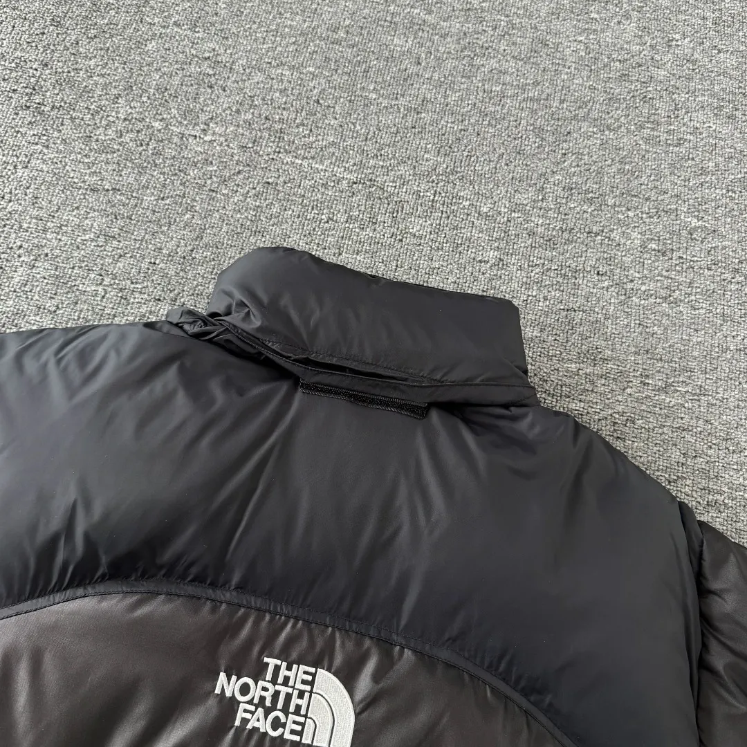 Vintage 90s 700-Fill Down Puffer Jacket D40024788 — view 12