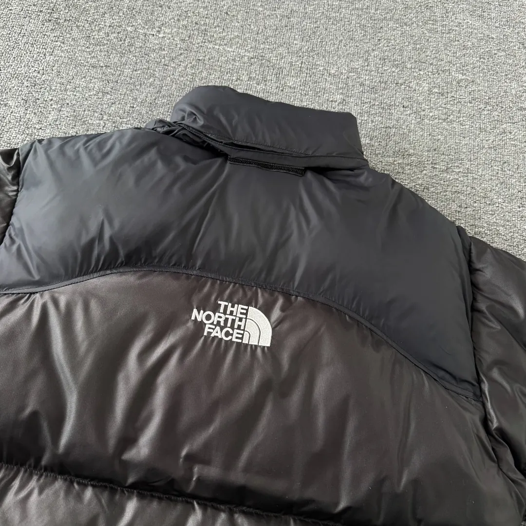 Vintage 90s 700-Fill Down Puffer Jacket D40024788 — view 13