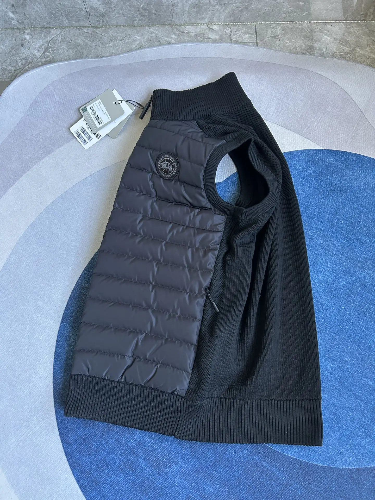 HyBridge Knit Down-Panelled Gilet D40024027 — view 5