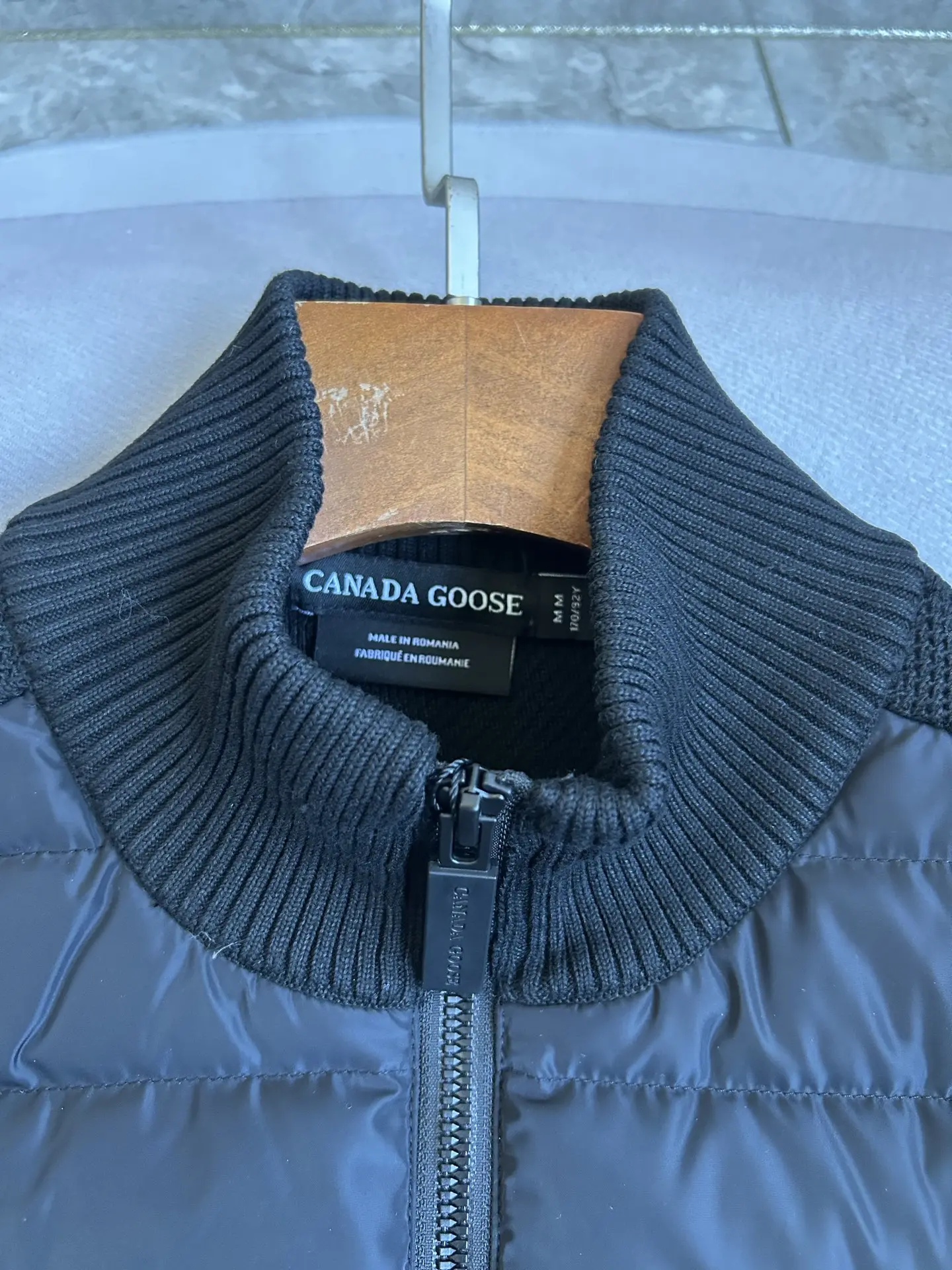HyBridge Knit Down-Panelled Gilet D40024027 — view 15
