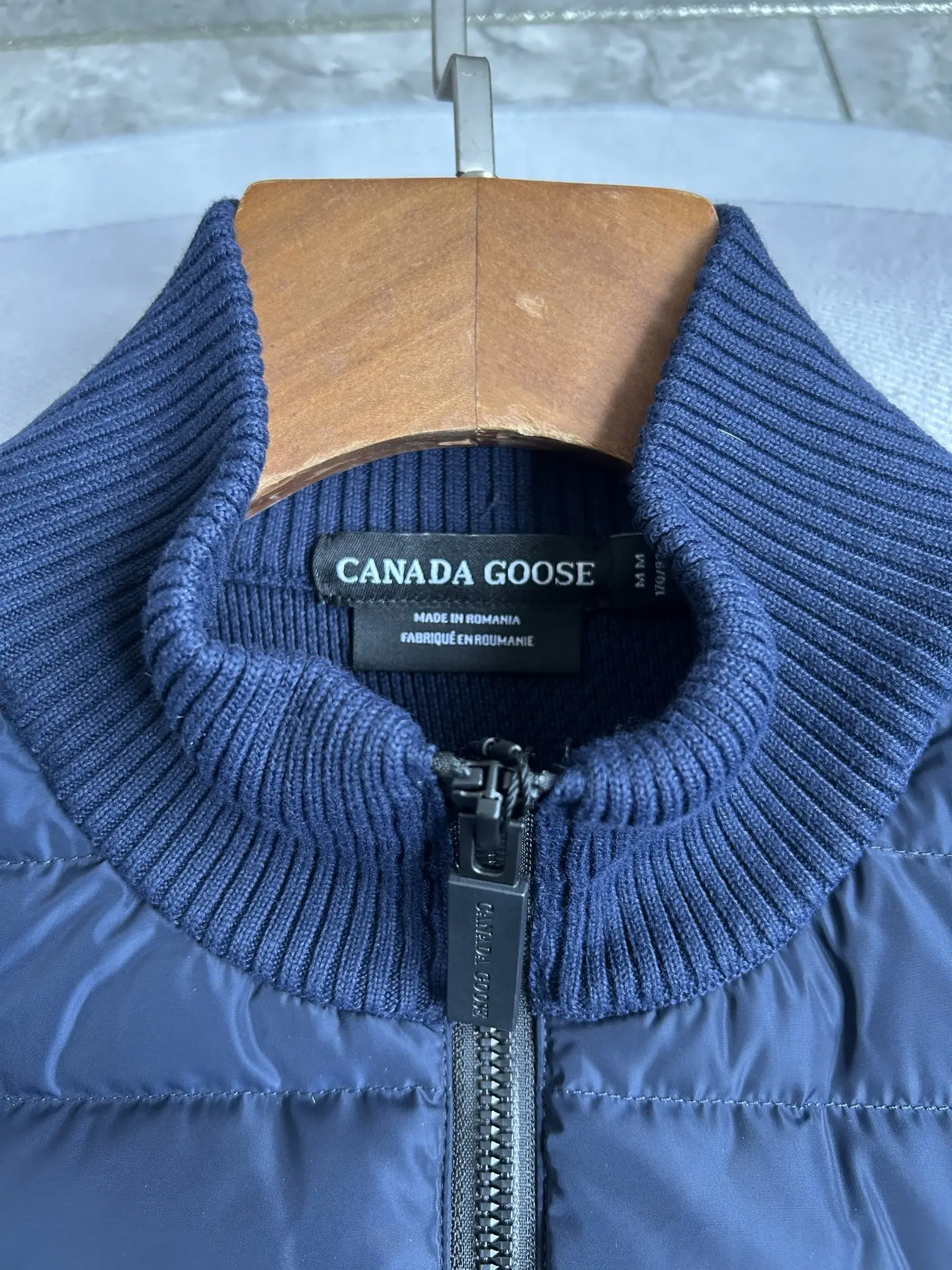 HyBridge Quilted Knit Gilet D40024029 — view 14