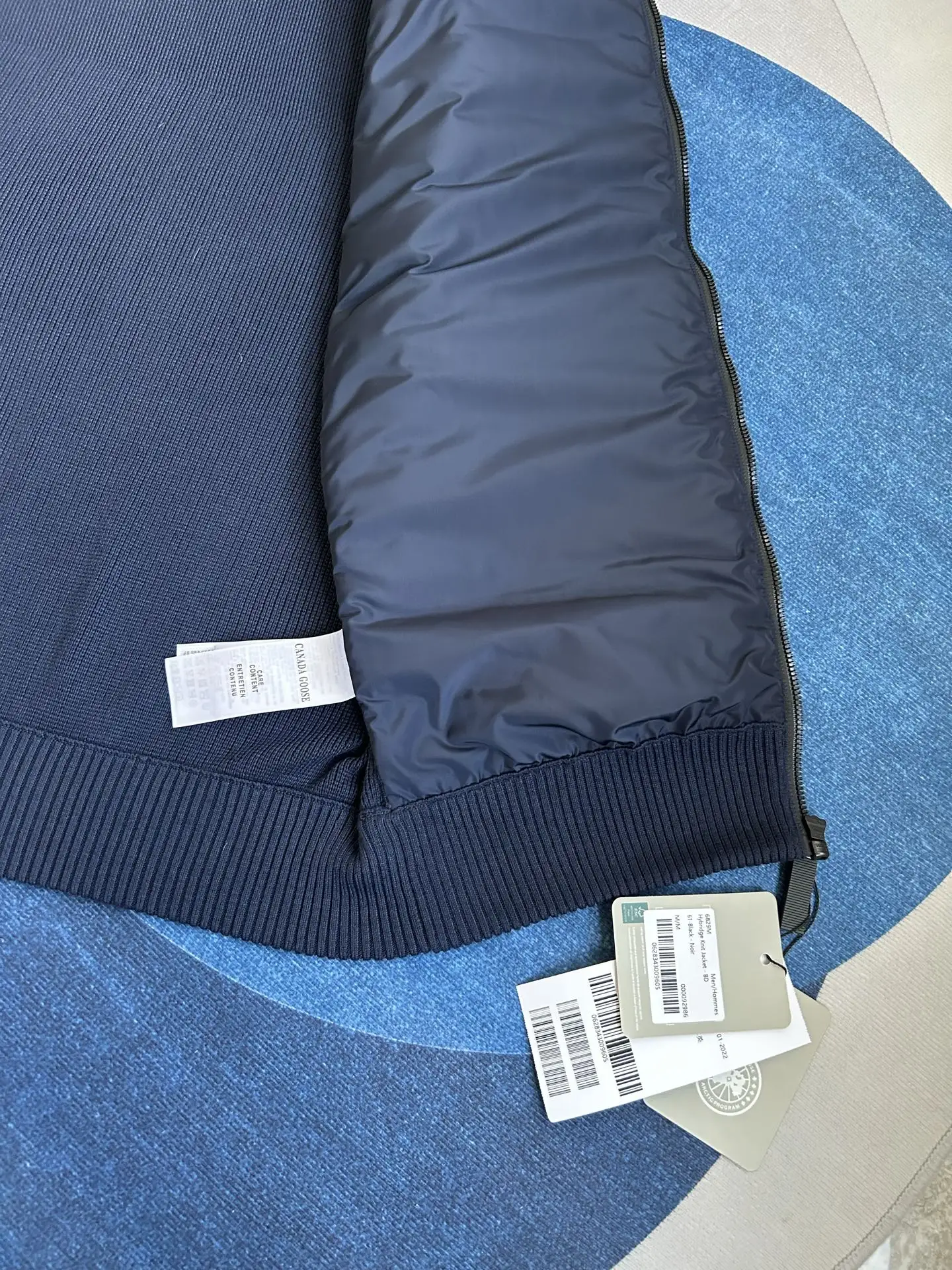 HyBridge Quilted Knit Gilet D40024029 — view 16