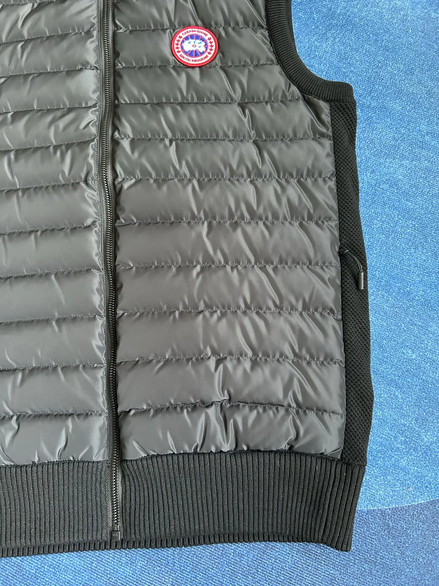 HyBridge Knit Gilet D40024030 — view 13