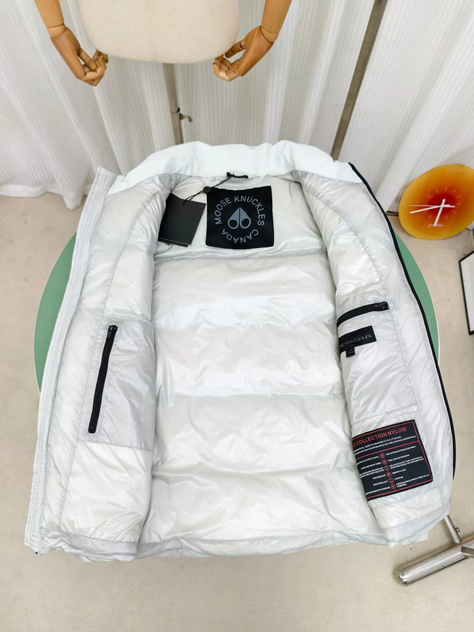Victory Peak Glossy Down-Filled Gilet D40023863 — view 7